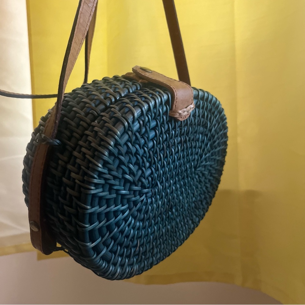 Vintage Rattan Dark Teal Woven Crossbody Bag - Picture 2 of 11